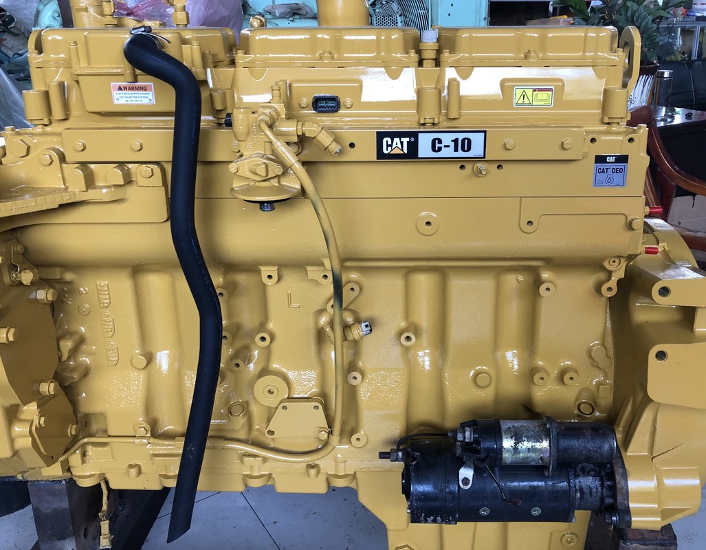 MAOQUN. excavateur importé importé moteurs réaménagés d'occasion C.A.T C-10 de haute qualité