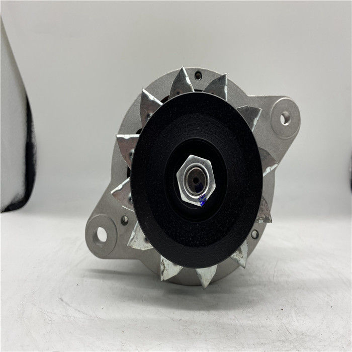PC60-5 PC60-6 4D95 Alternateur de la pelle 24V 15A 600-821-3850 0-33000-5510