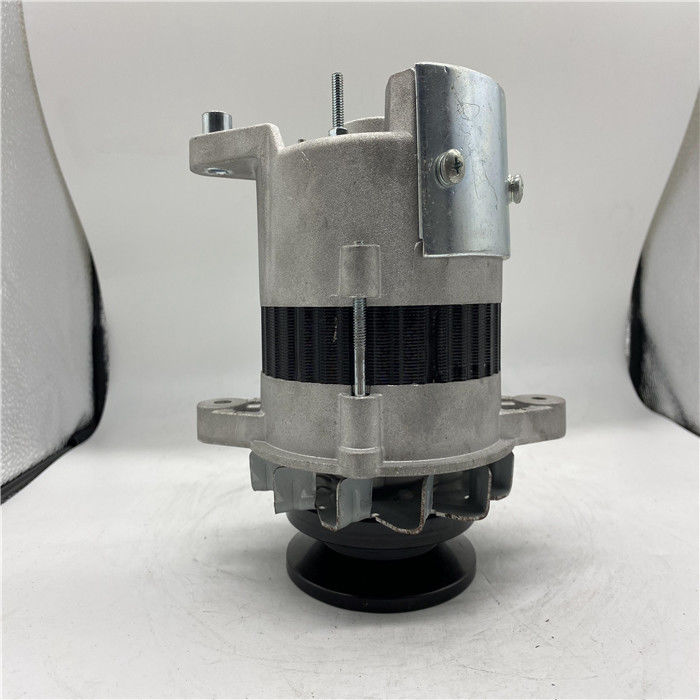 600-861-3610 Alternateur de pelle 24V 30A Adapté à 4D95L PC60-8 70-8 PC110-7-8 PC130-7-8