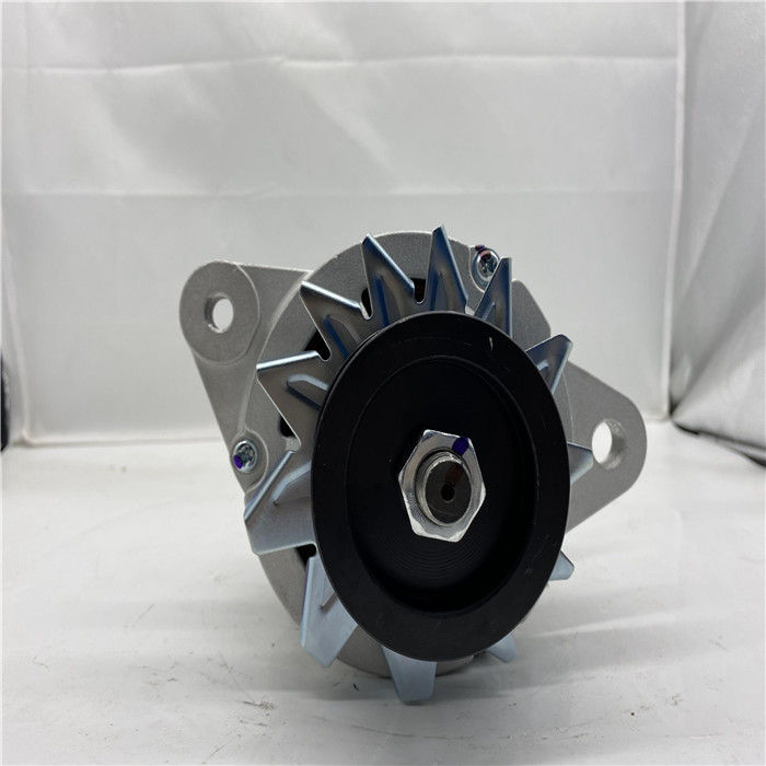 600-861-2110 Alternateur pour excavatrice Adapté à 4D102 PC75UU-3 PC7500-3 Alternateur moteur diesel
